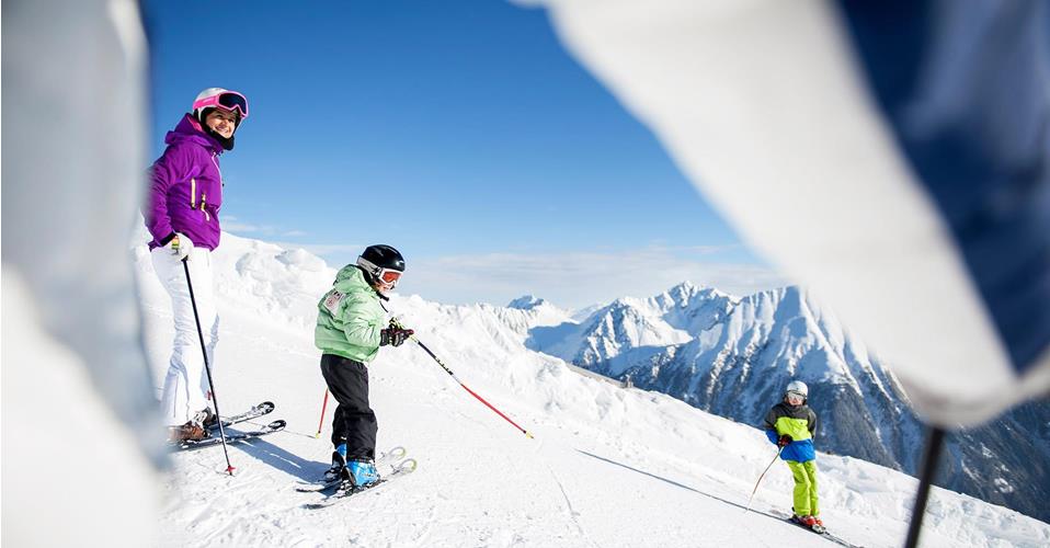 Skiing kids