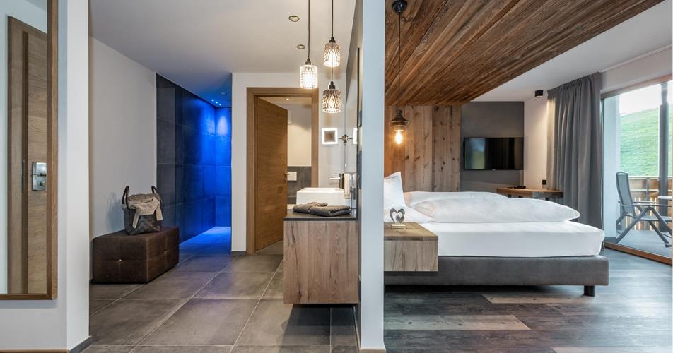 Room Feldspitz - Bath and room
