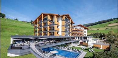 hotel-edelweiss-01[2]