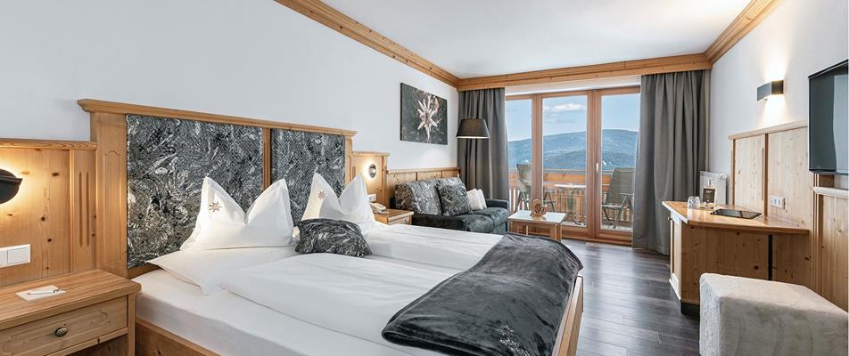 Edelweiss Room with balcony