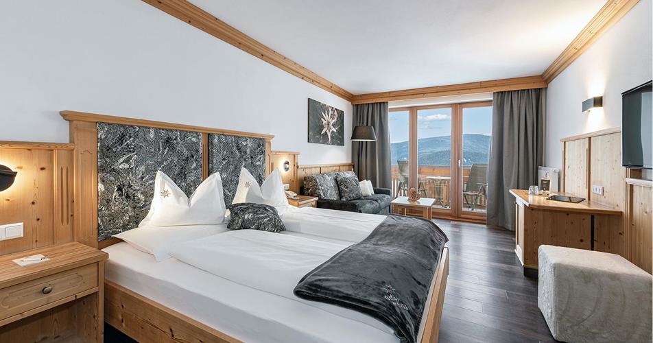 Zimmer Edelweiss mit Balkon
